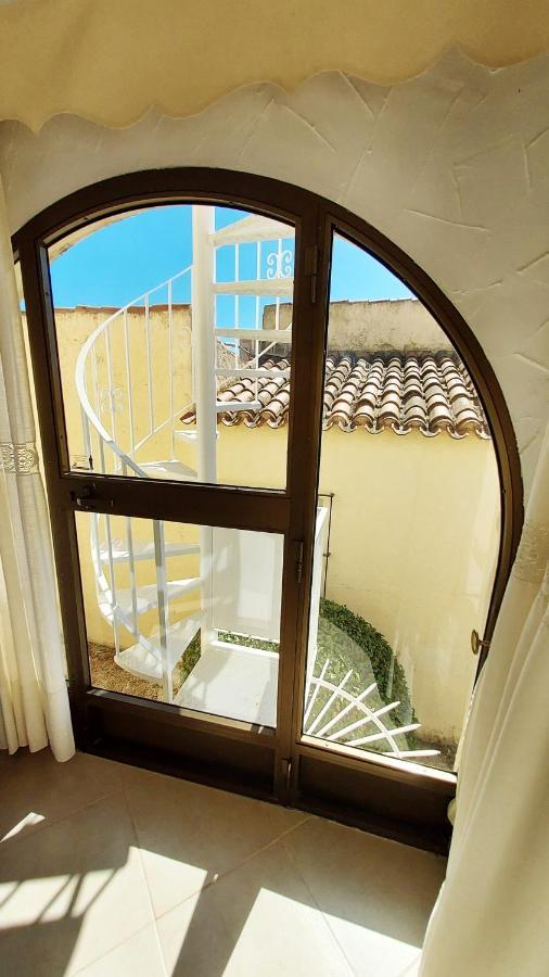 Strandnahe Wohnung Mit Meerblick โมไรรา ภายนอก รูปภาพ